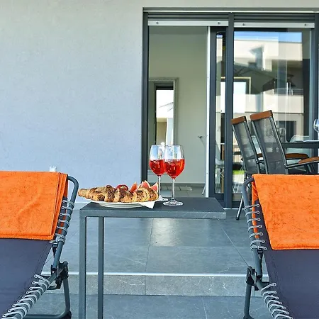 Leko 2203 Holiday home *