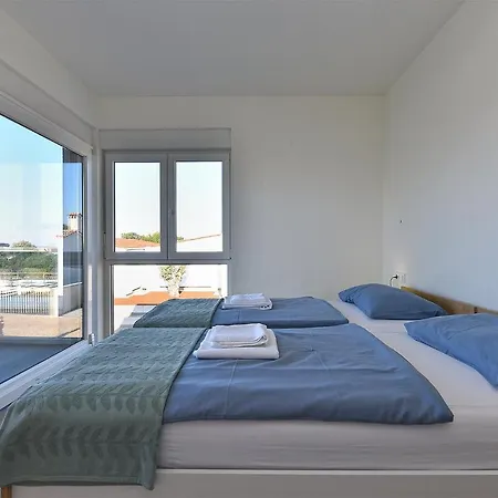 Holiday home Leko 2203