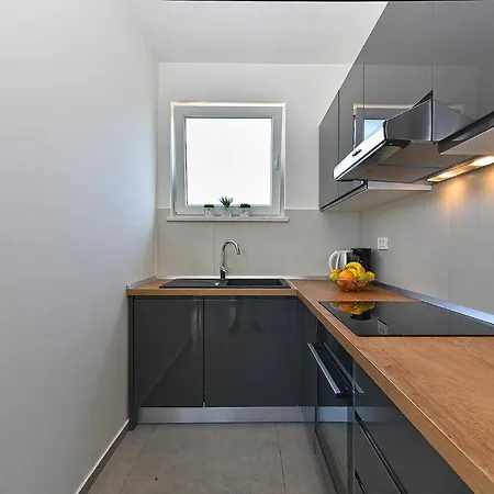 Leko 2203 Tatil Evi